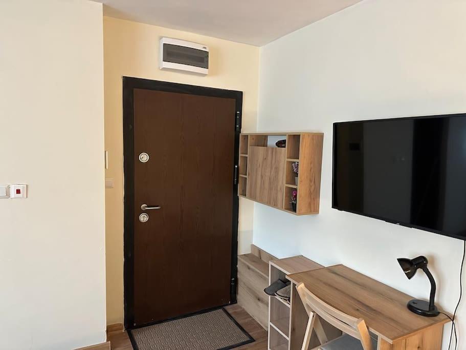 Green Park Apartment - Brand New Studio! Ρούσε Εξωτερικό φωτογραφία
