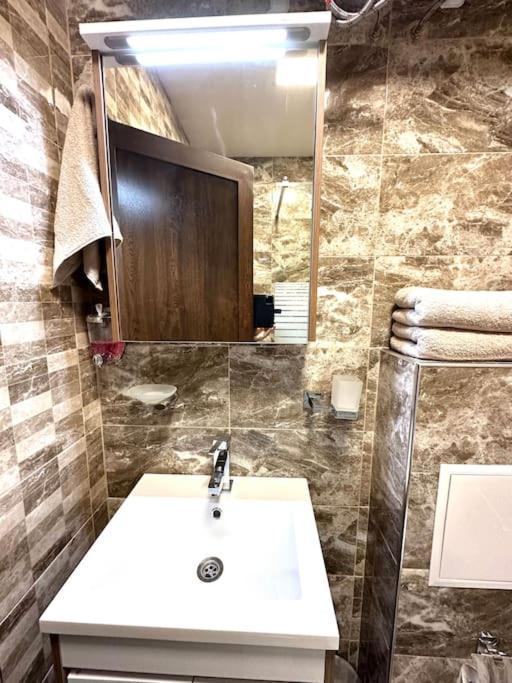 Green Park Apartment - Brand New Studio! Ρούσε Εξωτερικό φωτογραφία