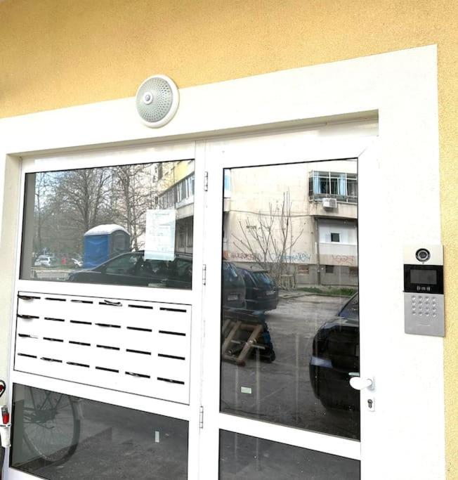 Green Park Apartment - Brand New Studio! Ρούσε Εξωτερικό φωτογραφία